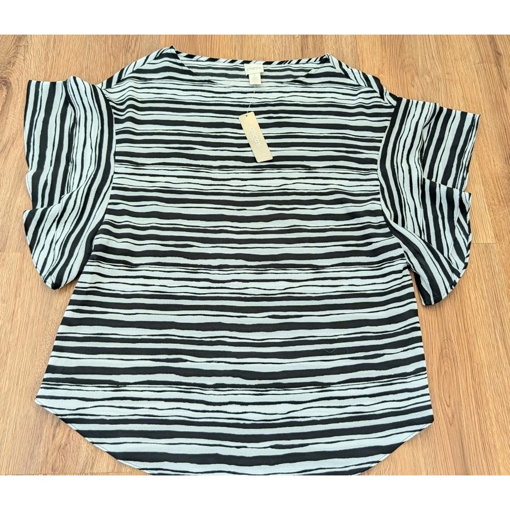 New Chico's Black &White Striped Flowy Top Flutter Sleeve Size 1 M/L Lightweight